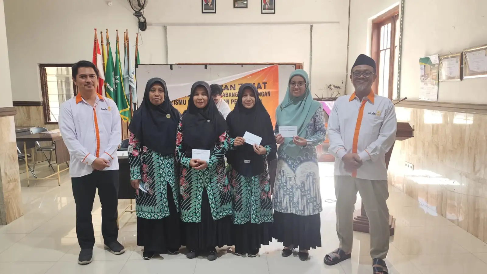 Lazismu KL Pekajangan Salurkan ZIS Fisabilillah kepada 78 Guru TK/KB Aisyiyah, Wujud Kepedulian untuk Pendidik