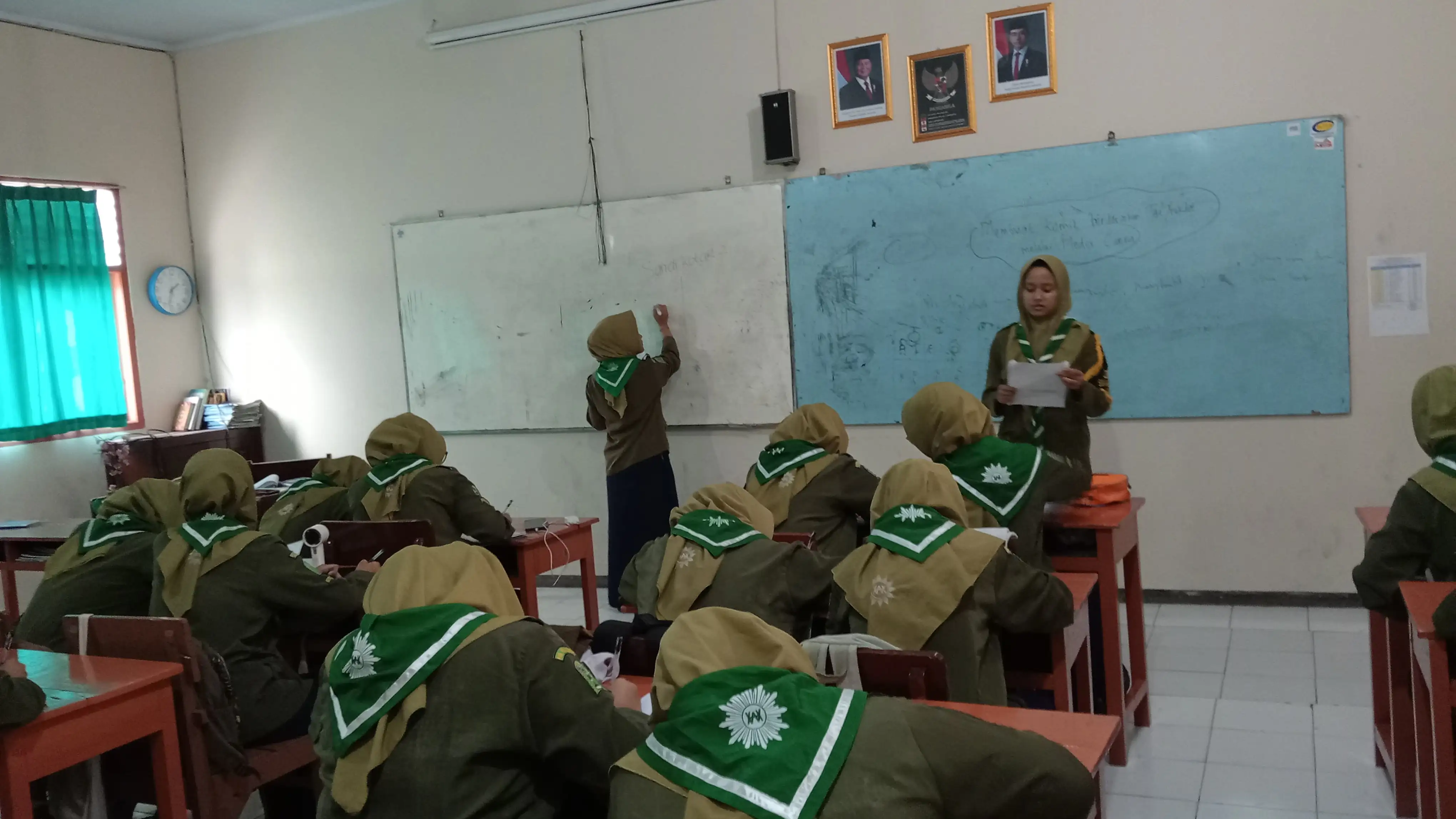 Hujan Bukan Halangan: Semangat Baja Kader HW SMUHI Pekajangan
